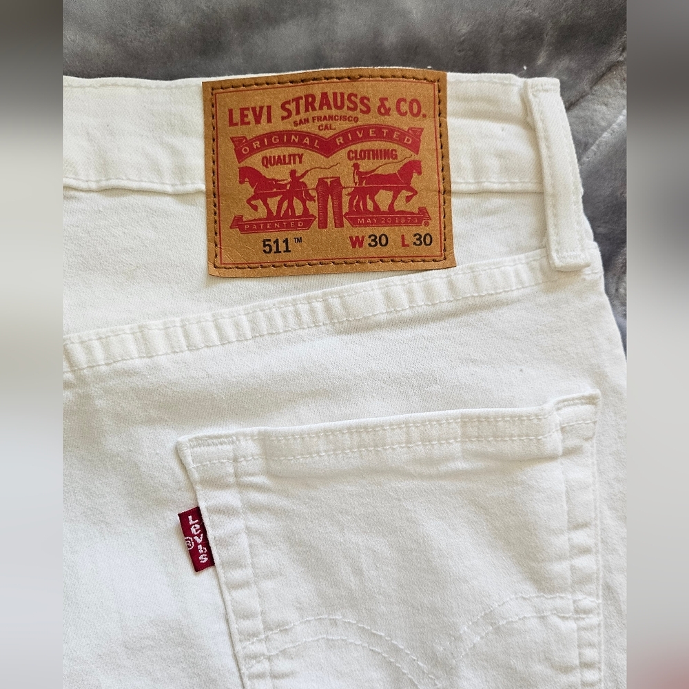 Levi's White Slim Stretch Jeans W30 X L30 - Picture 4 of 6